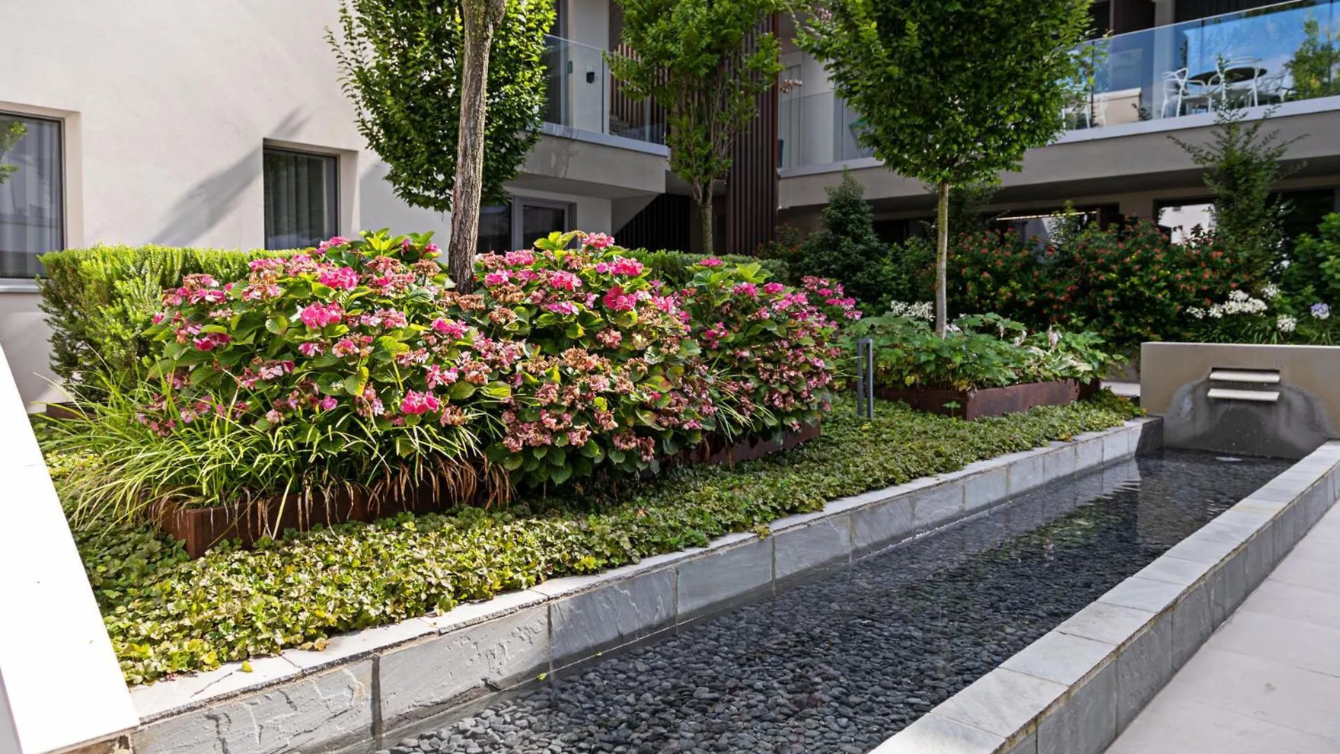 **** Apartmanhotel Prada' Home Eco Suites Bardolino Olaszország