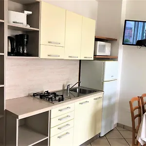 Mimosa Apartment